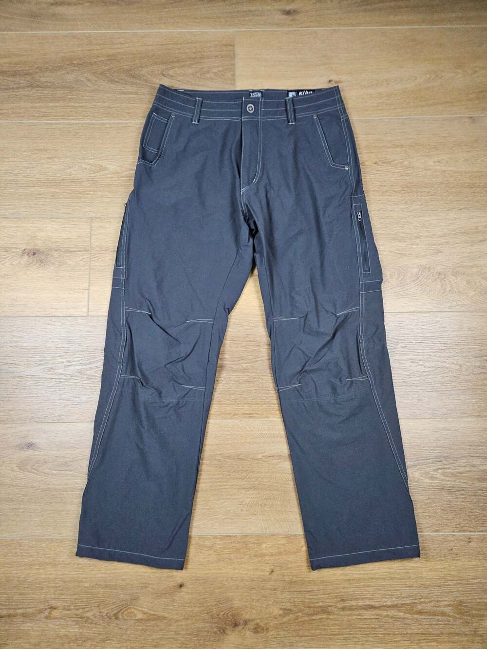 KUHL Renegade Cargo Hiking Pants Mens 33x30 Gray Duralux Stretch Utility